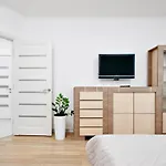 для вас! вул. голинського, 8! Lägenhet