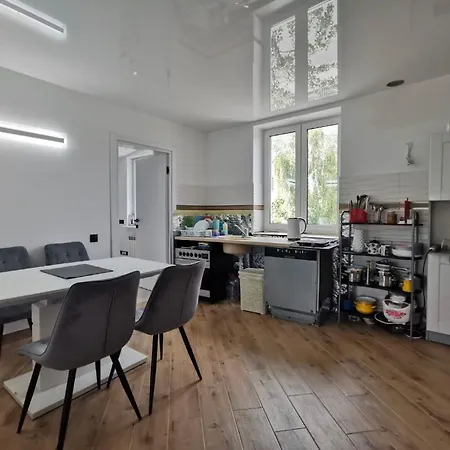 Apartment квартира для вас! вул. голинського, 8! *