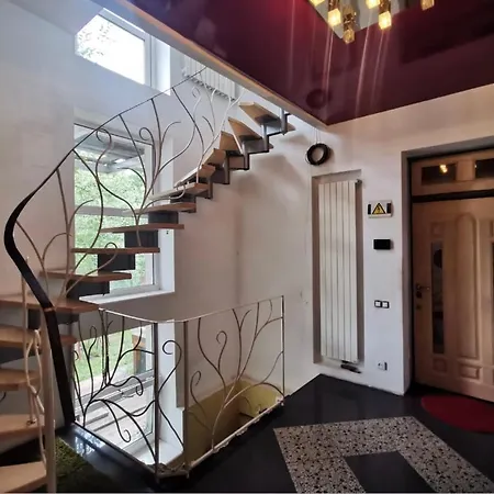 Apartment квартира для вас! вул. голинського, 8! *