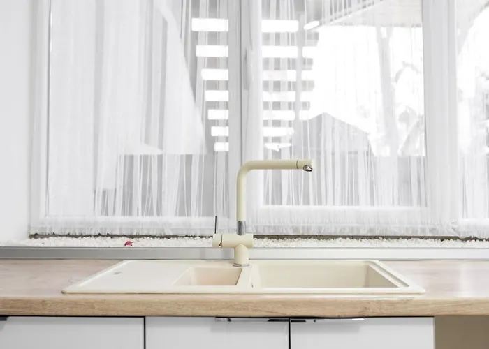 для вас! вул. голинського, 8! *